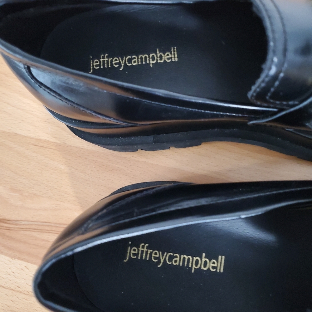 Jeffrey Campbell Black Loafers with Gold Chain - Picture 8 of 11